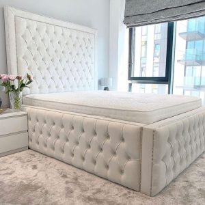 Sleigh Beds