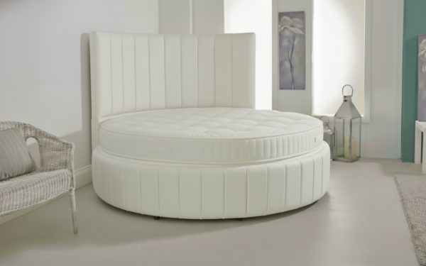Royal_Circular_Panelled_round_Bed_plushfurniture_faux_leather