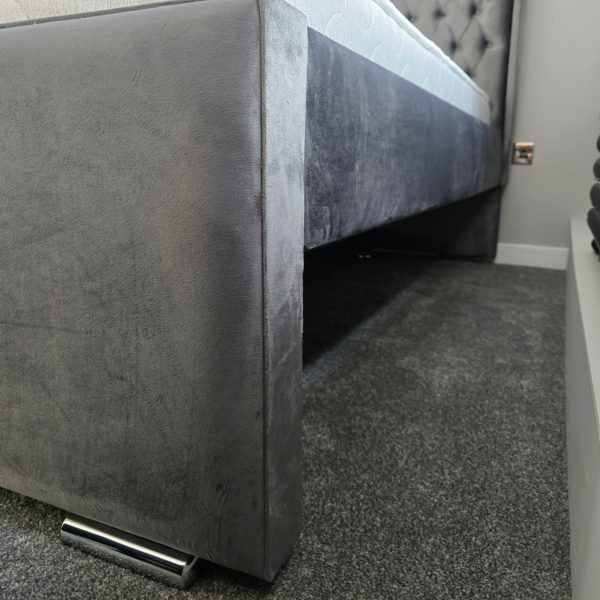 Safina_wing_trundle_guest_bed_plush_furniture